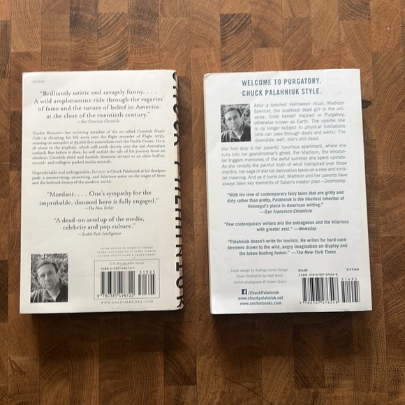 Lot of two books by chuck palahniuk - Picture 2 of 3